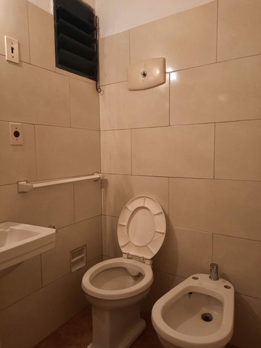 Apartamento Monoambiente En Alquiler, 1 Dormitorio, Centro