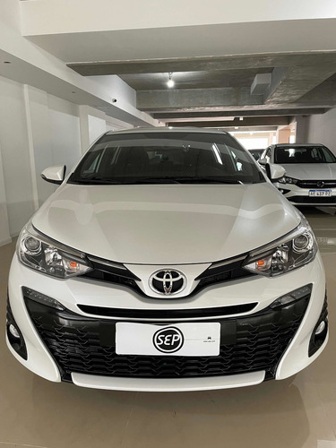 Imagen 11 de 15 de Toyota Yaris 2022 1.5 107cv Xls Cvt Sepautos