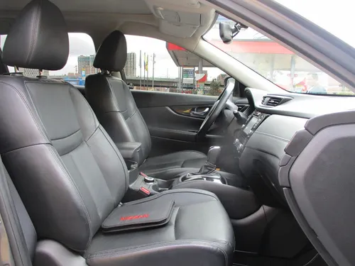 Nissan X-trail T32 4x4 2500cc At Aa