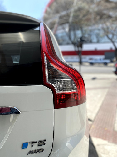 Volvo XC60 2.5 T5 Momentum