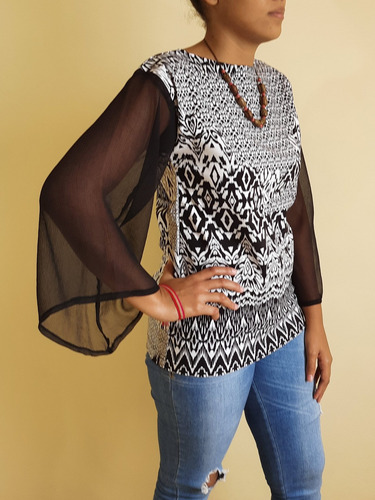 Imagem 3 de 5 de Blusa Feminina Tecido Dina