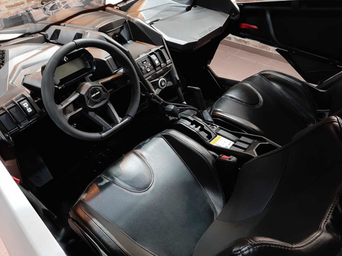 Imagen 9 de 15 de Maverick X3 Can Am 120 Hp