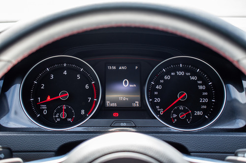 Volkswagen Golf 2.0 Gti Tsi App Connect + Cuero