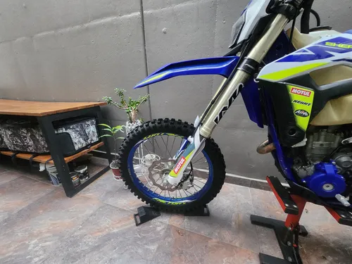 Factory 300 4t