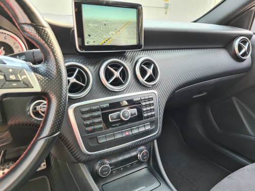 Imagen 12 de 15 de Mercedes-benz Clase A 2015 1.6 200 Cgi Sport S/techo At