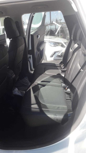 Imagen 7 de 21 de Fiat Toro 1.8 Nafta 170 E-torq Evo Freedom At6