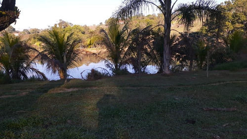 Sítio À Venda, 28000 M² Por R$ 600.000 - Saltinho - Elias Fausto/sp - Si0040
