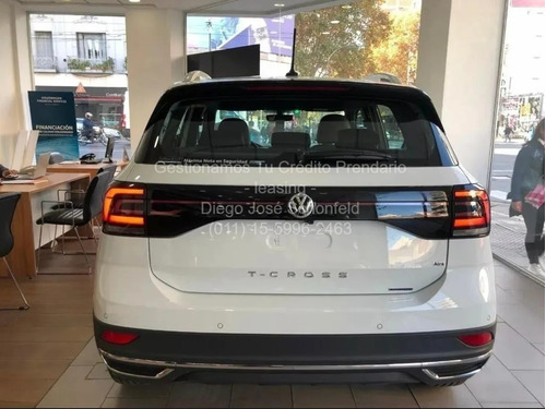 Imagen 2 de 25 de Volkswagen T-cross High 200tsi At 0km My21 Financio Leasing