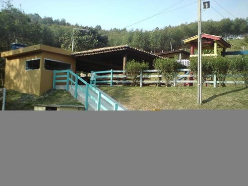 Chácara À Venda