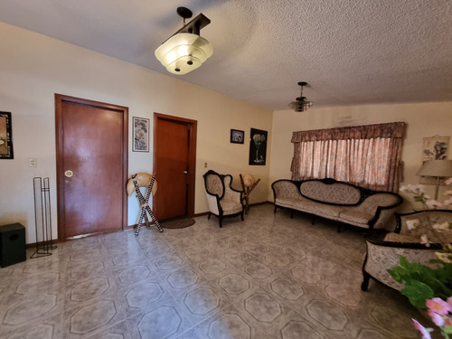 Terreno Con 2 Casas Y Árboles Frutales Lomas De La Era