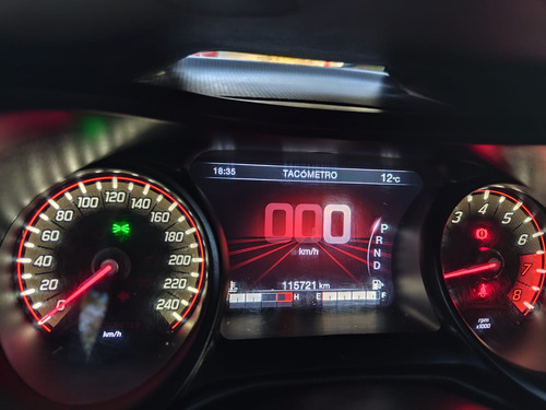 Fiat Cronos 1.8 16v Precision At6