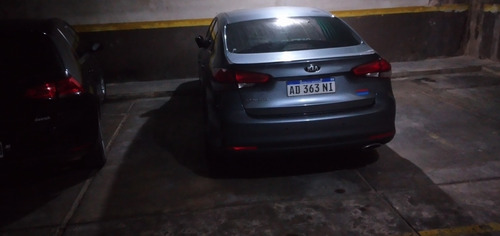 Vendo Cochera Fija Muy Grande Por Rampa En Juncal Al 2600