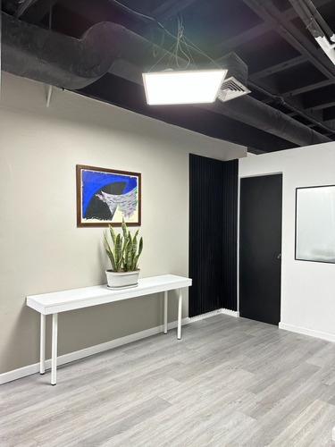 Venta De Edificio Comercial En La Urbina Mcpio Sucre, Caracas Iv