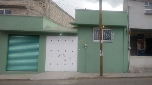 Imagen 1 de 6 de Casa De 3 Recamaras,2 Baños,3 Estacionamientos