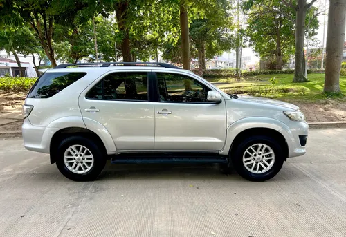 Toyota Fortuner 2.7l