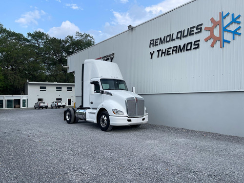 Camion 2017 Daycab Kenworth T-680
