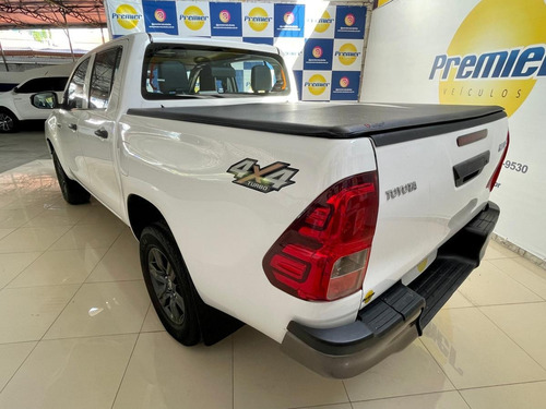 Imagem 5 de 9 de Toyota Hilux Cd 4x4 2.8 Diesel Mec.