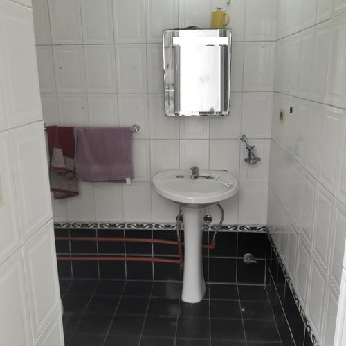 Casa De Altos, 123 M2, Azotea Transitable Con Parrillero