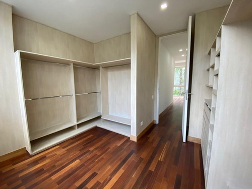 Imagen 16 de 18 de La Castellana Vendo Apartamento 360 M2 04143256451