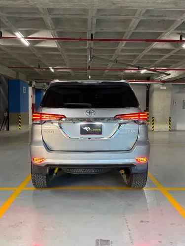 Toyota Fortuner 2018 4.0