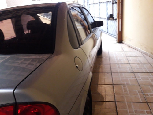 Chevrolet Classic 1.0 Completo 2013