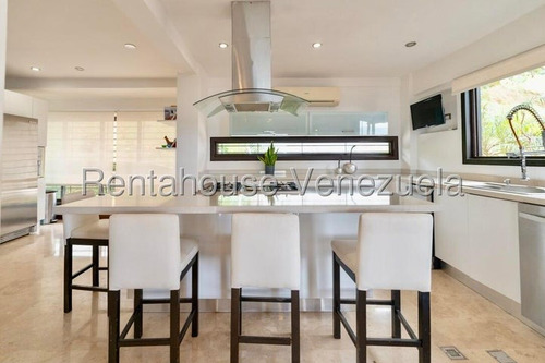 Casa ( 3 Niveles / Remodelada) Venta Alto Hatillo ( Urb. La Hatillana) Mls-25-8876