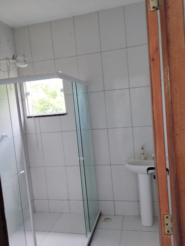 Duas Casas, Totalmete Independentes, Uma Sobreposta À Outra, Cada Uma Com 66m², Terreno Com Espaço Para Mais Construções, Terreno Com Rgi,