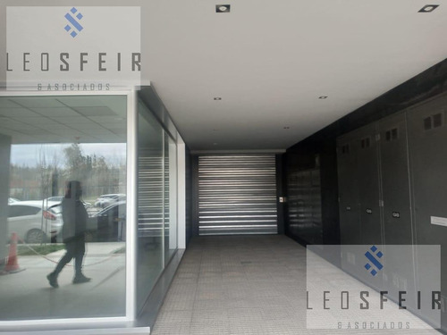 Imagen 3 de 13 de Edificio Comercial - Área Centro Este