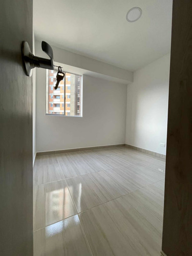 Imagen 9 de 12 de Venta Apartamento Territorio Verde En Itagüí Nuevo Piso 26 Con Parqueadero