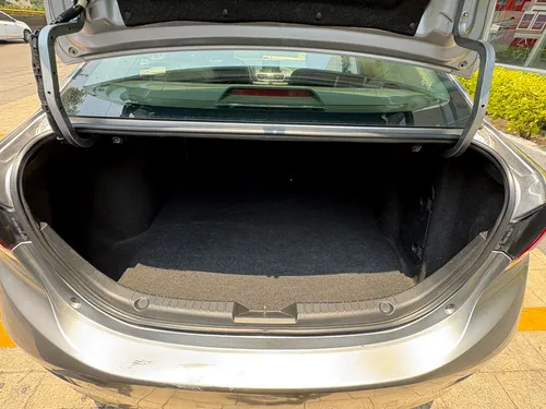 Mazda Mazda 3 2015