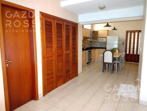 Imagen 15 de 22 de Casa - Banfield