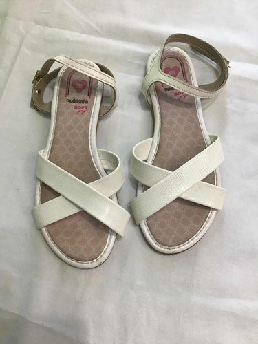 Sandalias Blancas Molekinha Talle 33