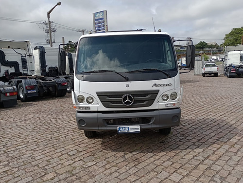Mb Accelo 1016 4x2 Chassi 6.30 Mts