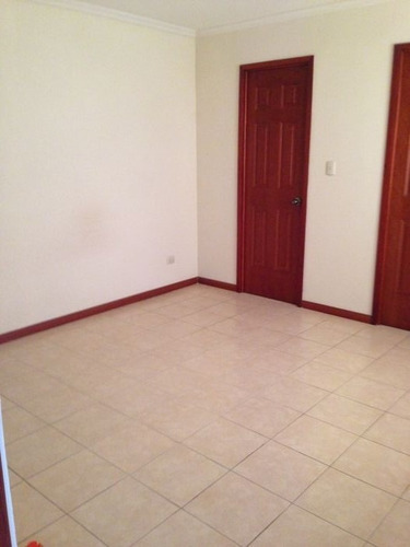 Imagen 2 de 4 de Venta De Casa Hacienda De Las Flores Villa Nueva