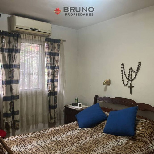 Local Con Vivienda En Venta En Ituzaingo Norte