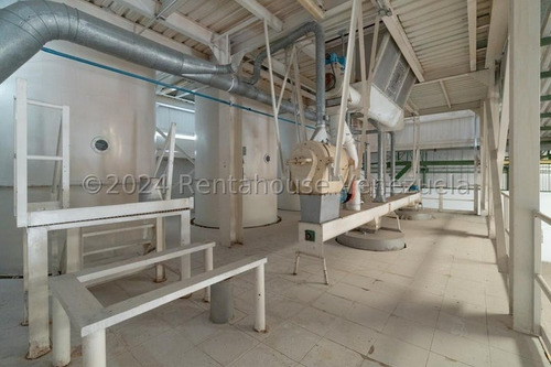 Complejo Industrial Galpones Planta Procesadora Alimentos En Venta Oficinas Banco Transformadores 225 Kva Voltaje 440 Negoc Estef 25-620