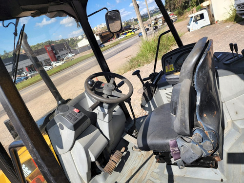 Retroescavadeira 4x2 Caterpillar 416 D Ano 2014 Revisada