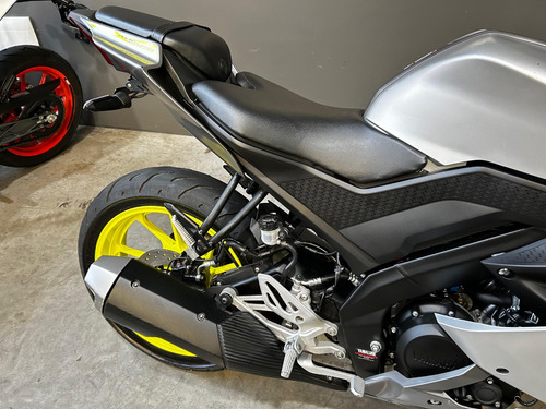 Yamaha Yzf R15 2024 - Único Dono - Baixa Km