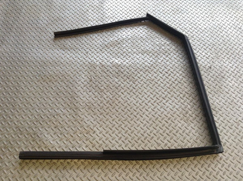 Hule Guía Vidrio Trasero Izquierdo Chevrolet Optra Ls 06-09