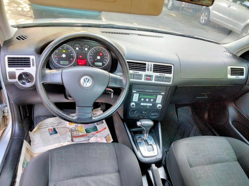 Imagen 9 de 14 de Volkswagen Jetta 2012 2.0 At