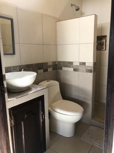 Imagen 4 de 12 de Vendo Casa