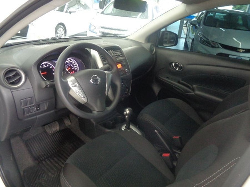 Nissan Versa 1.6 Sv