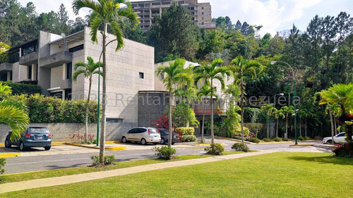 Hermoso Y Amplia Casa Tipo Townhouse En Venta La Boyera Caracas 24-16218