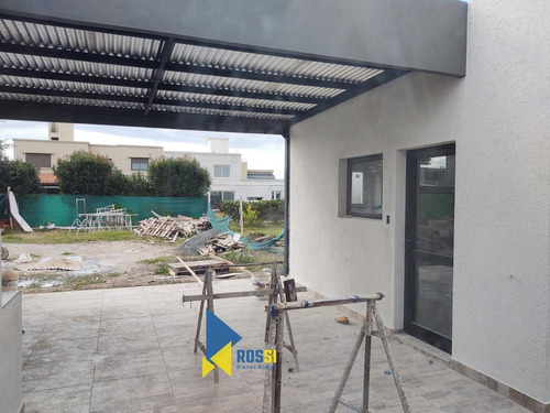 Vendo Casa En Siete Soles 3 Dormitorios Con Entrega Fines De Abril 2021