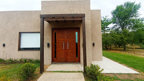 Imagen 6 de 30 de Venta Casa 4 Ambientes Con Pileta Y Gran Quincho