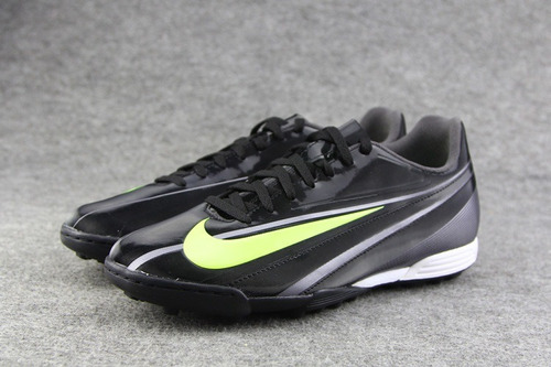 Nike Swift Turf Indoor