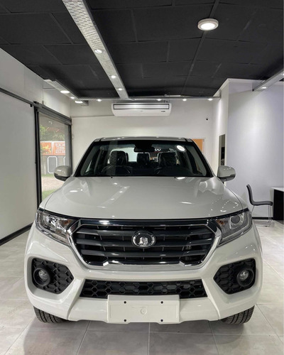 Imagen 2 de 20 de Volkswagen Amarok 2023 2.0 Cd Tdi 140cv 4x2 Startline