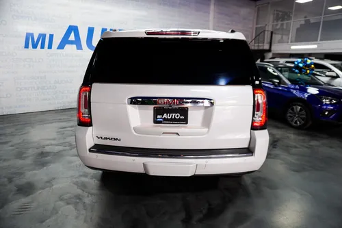 GMC Yukon 6.2 Denali 8 Vel Awd At