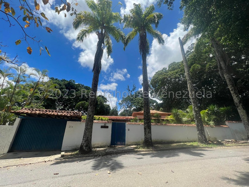 Casa Multinivel Emijota En Calle Cerrada En Venta En Prados Del Este Avenida La Ceiba Caracas 