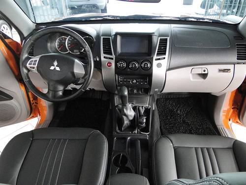 Mitsubishi L200 Triton Savana Off